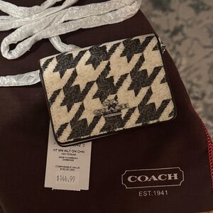 Coach Black and Cream Houndstooth Wallet on Chain NWT